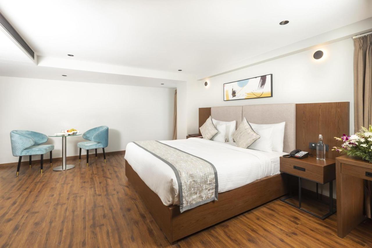 Ramee International Surat Hotel ภายนอก รูปภาพ