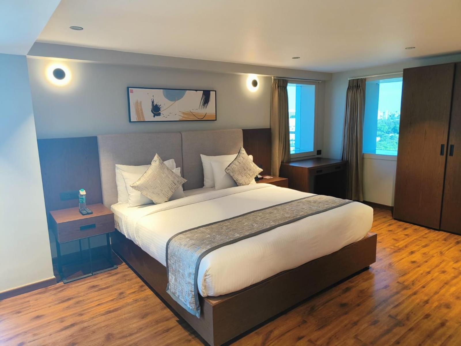Ramee International Surat Hotel ภายนอก รูปภาพ